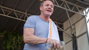 Ο Gordon Ramsay δεν μασάει τα λόγια του: "Η πανδημία έβγαλε εκτός παιχνιδιού τα ...‘s**thole’ restaurants" - Cibum.gr