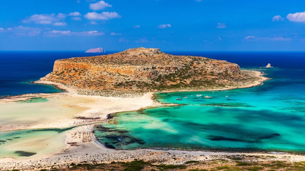 Δυτική Κρήτη- Τουρισμός: Αποκαλυπτικά στοιχεία για το προφίλ του αλλοδαπού τουρίστα σε έρευνα του ΜΑΙΧ - Cibum.gr