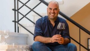 Winelovers: 30.000 "εραστές" του κρασιού ταξιδεύουν σε όλον τον κόσμο αναζητώντας... νέες ετικέτες - Cibum.gr