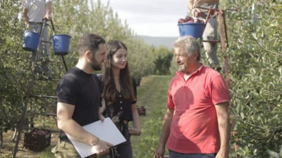 Πώς δύο νέοι Θεσσαλονικιοί έλυσαν τα χέρια σε χιλιάδες αγρότες - Cibum.gr