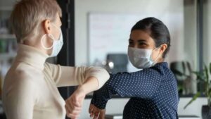 Οι νεότερες οδηγίες και πληροφορίες για τους πλήρως εμβολιασμένους - Cibum.gr