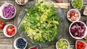 Τι είναι η δίαιτα Sirtfood και γιατί την προτιμούν οι διάσημοι. Η Adele έχασε πάνω από 45 κιλά - Cibum.gr
