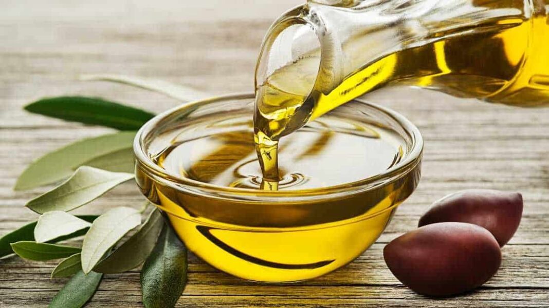 Μεταφορά ελαιολάδου με τενεκέ: Δεν ισχύουν όσα γράφονται δήλωσε ο Χ. Δήμας - Cibum.gr