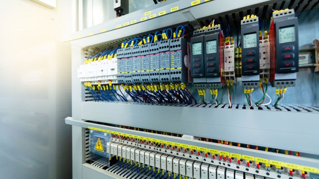 Η νέα ΥΑ 101195/2021 για τις Γενικές και ειδικές απαιτήσεις ηλεκτρονικών εγκαταστάσεων στις επιχειρήσεις - Cibum.gr