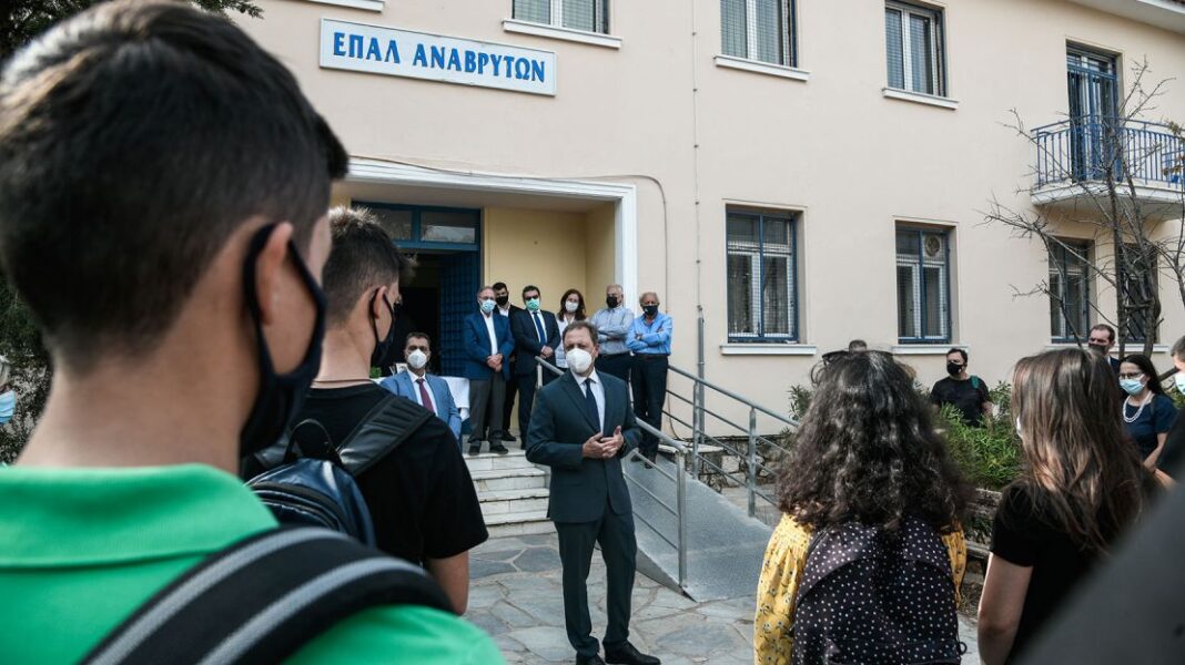 Τμήμα Γεωπονίας Τροφίμων και περιβάλλοντος του ΕΠΑΛ Αναβρύτων: Στον αγιασμό ο Σ. Λιβανός - Cibum.gr