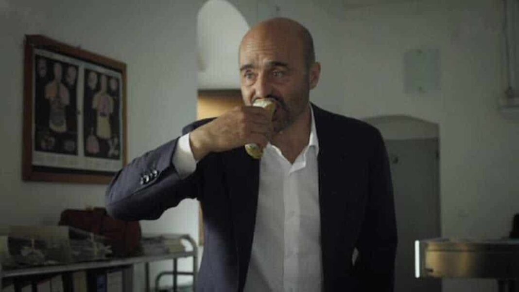 Τα γλυκά καννόλι του γοητευτικού επιθεωρητή Μονταλμπάνο - Cibum.gr
