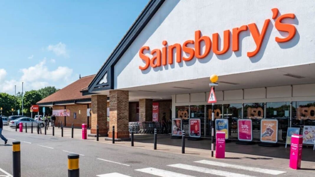 Επιμένει στις μάσκες στα καταστήματα η Sainsbury’s, αν και δεν είναι υποχρεωτικό - Cibum.gr