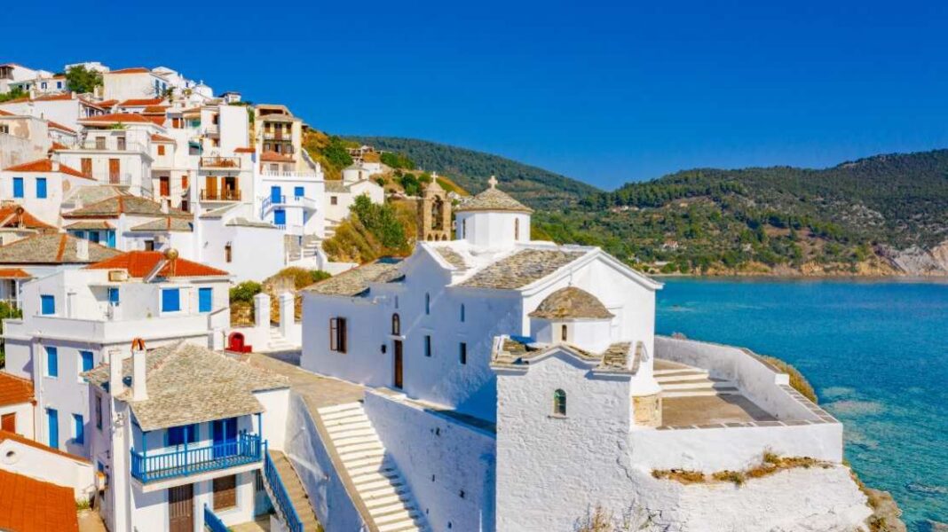 Σκόπελος: Κατάπιε γυαλί πίνοντας καφέ - Cibum.gr