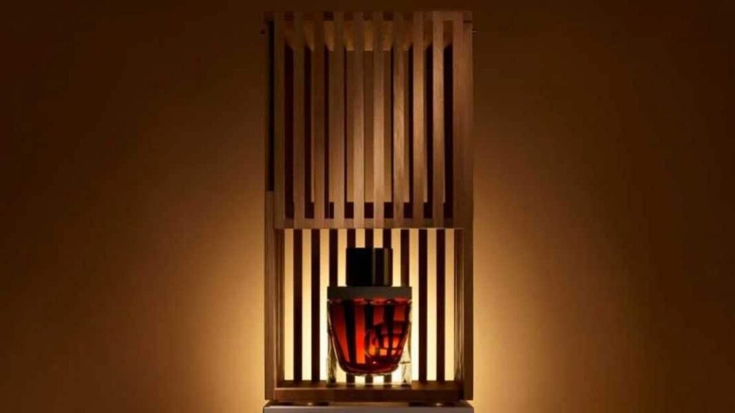 Ο David Adjaye, σχεδίασε το μπουκάλι για το παλαιότερο single malt ουίσκι του κόσμου - Cibum.gr