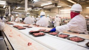 Supermarket: Διακοπή της συνεργασίας με προμηθευτές κρέατος που εκμεταλλεύονται εργαζόμενους - Cibum.gr