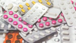 Παρά τους κινδύνους πολλοί εξακολουθούν να λαμβάνουν επικίνδυνα αντιεμετικά φάρμακα - Cibum.gr