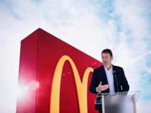 McDonald's: Ο πρώην CEO επιστρέφει 105 εκατ. $ για υπόθεση σεξουαλικής εκμετάλλευσης - Cibum.gr