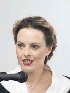 Ευαγγελία Καρβέλα