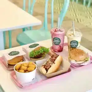 Neat Burger: Η vegan αλυσίδα fast food της Βρετανίας διακρίνεται και επεκτείνεται - Cibum.gr