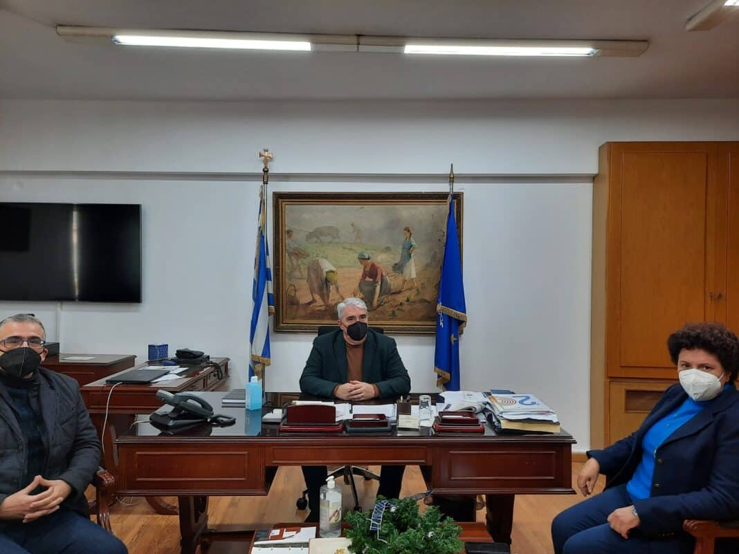 Συνάντηση ΥφΑΑΤ Σίμου Κεδίκογλου με την πρόεδρο του Πανελληνίου Κτηνιατρικού Συλλόγου - Cibum.gr