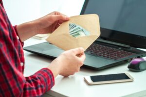 Στα 663 ο κατώτατος μισθός από 1/1/2022 - Cibum.gr