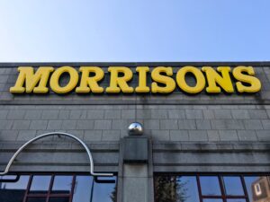 Η Morrisons μείωσε τις αποδοχές ασθενείας για τους μη εμβολιασμένους εργαζόμενους