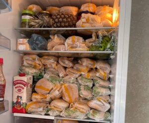 Στη μαύρη αγορά τα Burger McDonald’s στη Ρωσία – Πάνω από 700 € το ένα!