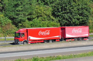 Fake news ότι βρέθηκε φορτηγό της Coca Cola γεμάτο με παιδάκια