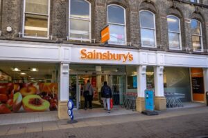 Sainsbury’s: Με καθυστέρηση 10 μηνών επέστρεψε τα χρήματα σε 87χρονο για αγορές που δεν παρέλαβε ποτέ!