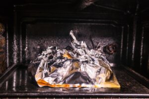 Αλουμινόχαρτο στον φούρνο: Σοβαρός ο κίνδυνος για την υγεία – Επιστημονική μελέτη