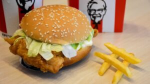 KFC Australia: “Λάχανο γκέιτ” – Γιατί αναγκάστηκε να βάζει λάχανο αντί για μαρούλι στα σάντουιτς – Παρέμβαση του πρωθυπουργού