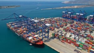 Εξαγωγές τροφίμων: Μείωση στην διακίνηση εμπορευματοκιβωτίων στο λιμάνι του Πειραιά
