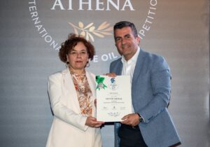OLIVARTIA: Μετάλλιο για την ποιότητα του “HYGEIA by Xilouris Family EVOO”