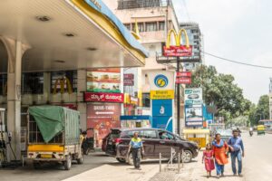 Εστιατόριο McDonald’s μόνο με γυναίκες!