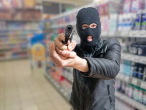 Ένοπλες ληστείες σε σουπερμάρκετ στη Γλυφάδα και το Παλαιό Φάληρο – Μία σύλληψη