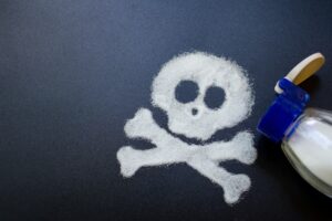 Η καθημερινή προσθήκη αλατιού στα τρόφιμα συνδέεται με πρόωρη θνησιμότητα! Μεγαλύτερος ο κίνδυνος για τους άνδρες