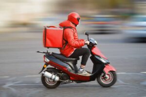 Πλατφόρμες delivery: Είναι απειλή για την ελληνική εστίαση;