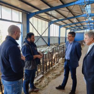 Proud Farm: Επίσκεψη του Υφυπουργού Ανάπτυξης στην startup της Κοζάνης