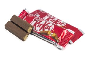 Τι υπάρχει πραγματικά μέσα σε ένα Kit Kat;