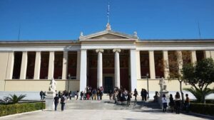 Στα καλύτερα 500 πανεπιστήμια του κόσμου το ΕΚΠΑ και το Πανεπιστήμιο Κρήτης