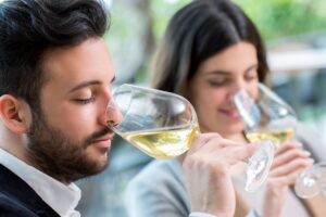 Cheers! Εκπαίδευση Ευρωπαίων Οινοποιών και ζυθοποιών – Νέα αρώματα και γεύσεις από νέα στελέχη μαγιάς