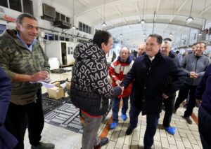 Στόχος του ΥΠΑΝ η αναβάθμιση των υπηρεσιών της Ιχθυόσκαλας Κερατσινίου