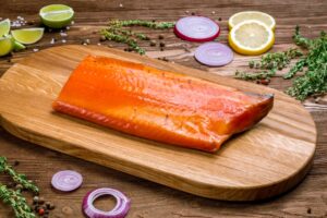 Επιδημία Listeria από καπνιστά ψάρια και στην Ελβετία