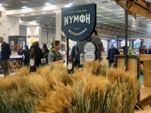 Η “Αθηναϊκή Ζυθοποιία” στο cibum για τη μπύρα Νύμφη