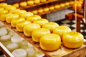 EFSA: Γνωμοδότηση για κεριά και παραφίνες ως επικάλυψη σε λιπαρά τρόφιμα