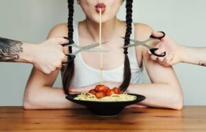 “My Girlfriend Is Not Hungry”: Ένα meme ή άλλο ένα σεξιστικό αστείο;
