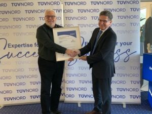 TÜV HELLAS (TÜV NORD): Μνημόνιο συνεργασίας και πιστοποίηση για την Ακαδημία Εθελοντισμού HELPHELLAS