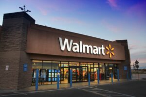 Η Walmart καταργεί 2.000 θέσεις εργασίας
