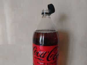 Μαζικές αντιδράσεις για τα νέα καπάκια της Coca Cola