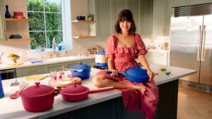 Η Selena Gomez μαγειρεύει για το Food Network