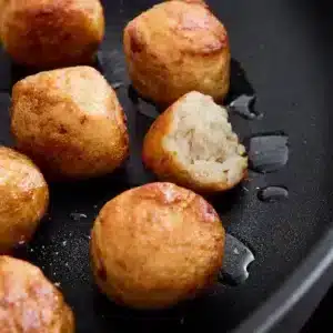 Η IKEA αποκαλύπτει τη “συνταγή της στέψης” για τους περίφημους κεφτέδες κοτόπουλο