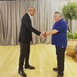Tι μαγείρεψε ο Λευτέρης Λαζάρου στον Μπάρακ Ομπάμπα