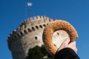 Μαθητές “έπλασαν” την ελληνική παράδοση σε ψωμί και κουλούρι Θεσσαλονίκης