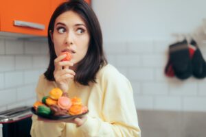 Το χρόνιο άγχος αυξάνει την επιθυμία για ανθυγιεινή τροφή και οδηγεί στην παχυσαρκία