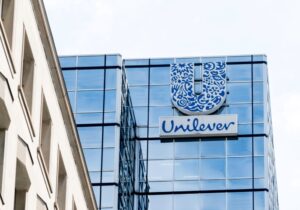 Η Unilever αντιμετωπίζει κατηγορίες για ανήθικη συμπεριφορά